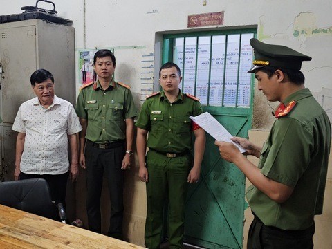 Vì sao 2 ông Nguyễn Công Khế và Nguyễn Quang Thông bị bắt?