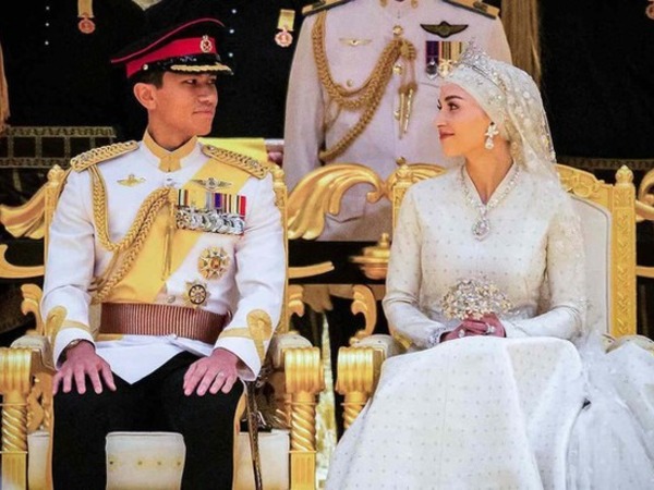 Chuyện tình cổ tích của Hoàng tử Brunei và vợ: Biết nhau từ thơ ấu, mây tầng nào gặp gió tầng đó