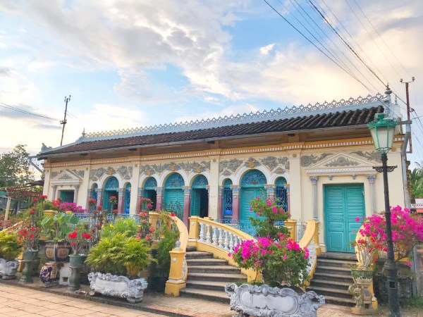 Nhà cổ hơn 150 năm tuổi 'đẹp lạ' ở Cần Thơ, là bối cảnh loạt phim nổi tiếng