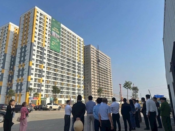 Lãi suất giảm nhưng người mua nhà không dám vay thì giá liên tục tăng