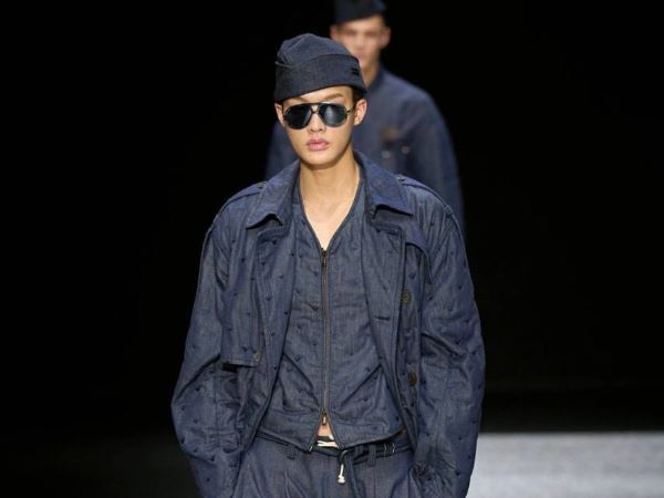 Emporio Armani nam mùa Thu Đông 2024 ra khơi với thiết kế lịch lãm