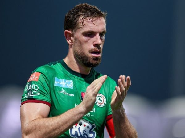 Jordan Henderson hủy hợp đồng hậu hĩnh, dứt áo rời Saudi Arabia