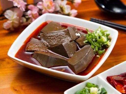 Tiết lợn giúp trẻ lâu, giảm béo, chống cả ung thư nhưng lại đại kỵ với 4 nhóm người sau
