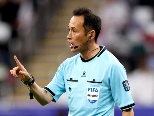 Trọng tài Asian Cup thiên vị chủ nhà gây bức xúc: Tha thẻ đỏ, cản bước đối thủ giúp Qatar ghi bàn