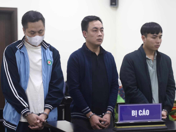 3 cựu công an 'bắn nhầm' dê của dân bị phạt tổng cộng 22 tháng tù