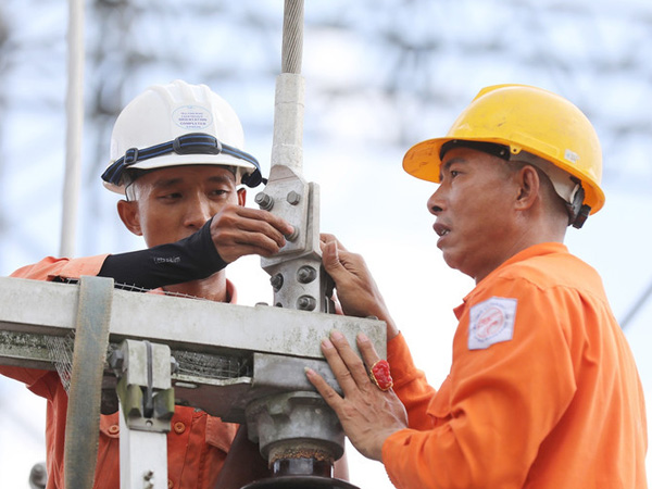 Bộ Công Thương giải thích việc nghiên cứu cơ chế giá điện mới