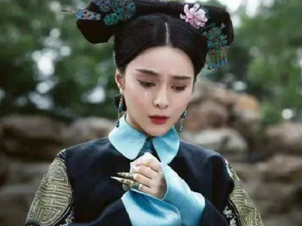 Phi tần hậu cung quá 50 tuổi phải đi đâu về đâu? Họ còn cơ hội để tiếp tục được hoàng đế sủng hạnh không?