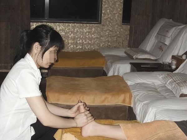 'Tiểu tam' bí mật sinh con ôm mộng đổi đời, khi được như ý nguyện lại uất ức 1 năm đưa chồng ra tòa 3 lần