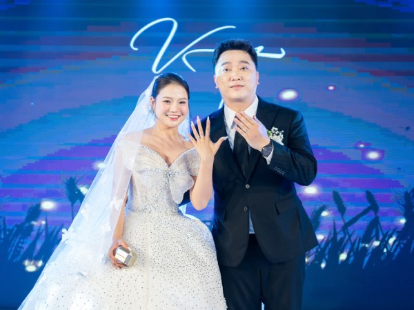 Yanbi tổ chức đám cưới tại Hà Nội, biến lời bản hit 'Thu Cuối' thành hiện thực