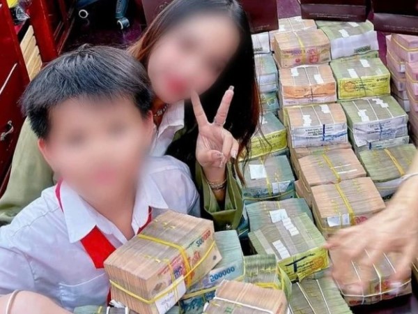 Sự thật về người trúng 12 tờ vé số giải đặc biệt