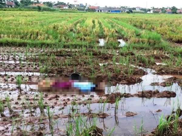 Xác người giữa đồng hoang ngày cận Tết tố kẻ sát nhân khát tiền