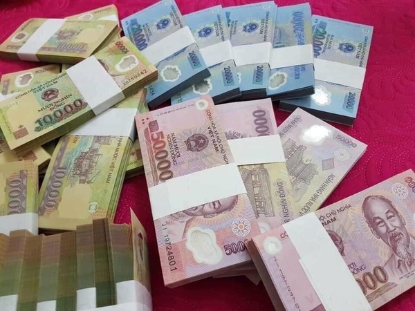 Đổi tiền lẻ, tiền mới 'ăn' chênh lệch dịp Tết Nguyên đán có bị phạt không?