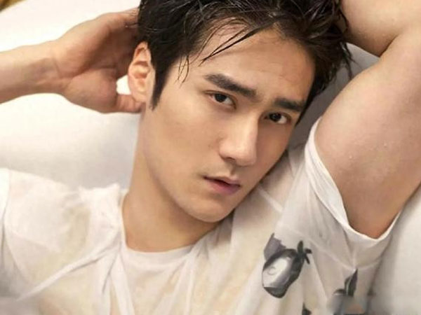 Từng ngồi tù vì đánh bạn gái, nam diễn viên có thể phải bồi thường 240 tỷ đồng