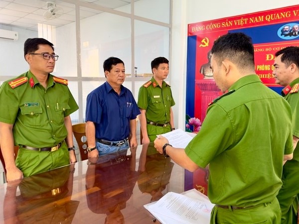 Gây thiệt hại 45 tỷ đồng, nguyên trưởng phòng tài chính huyện ở Bạc Liêu bị bắt