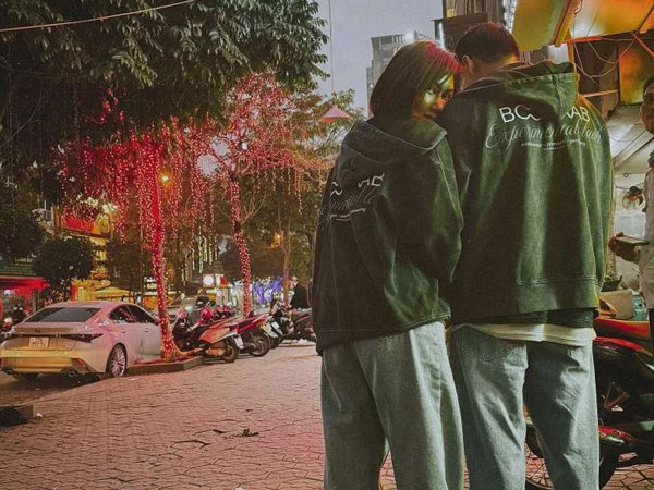 Hương Giang 'flex' bạn trai mới, cảm ơn người ấy vì điều này