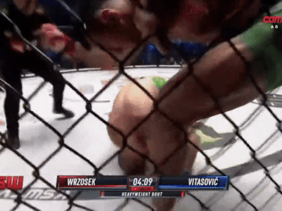Võ sĩ tung liên hoàn đấm kinh hoàng khiến nhà vô địch ôm đầu chịu trận, thắng knock-out sau 55 giây