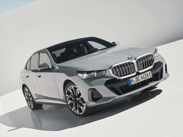 BMW 5-Series 2024 sắp về Việt Nam, sẽ có cả bản thuần điện?