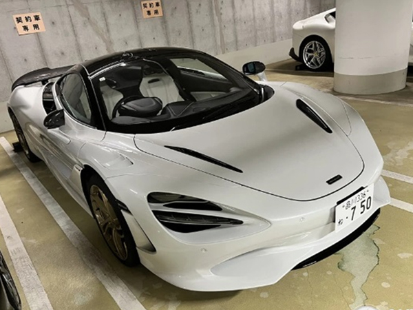 Siêu xe McLaren 750S hiệu suất cao đầu tiên đã có chủ