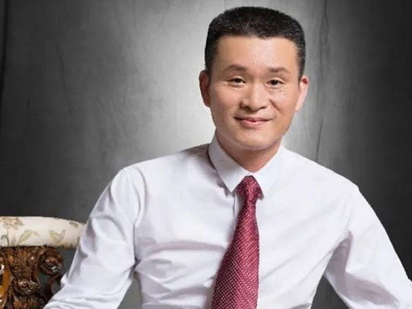 Từ cậu bé nghèo chỉ được học hết cấp 3 đến đại gia ngành thực phẩm