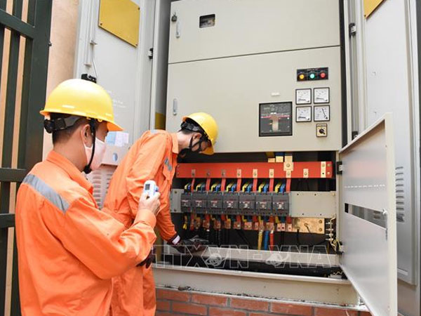 Bộ Công Thương đề xuất tăng tiếp giá điện trong năm 2024