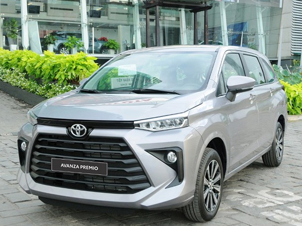 Toyota Avanza MT tại Việt Nam giao xe trở lại sau bế bối Daihatsu