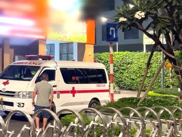 Nam sinh rơi từ tầng 19 chung cư xuống đất tử vong