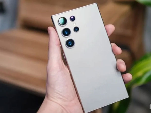 Nếu thuộc kiểu người thế này, đừng cố chi quá nhiều tiền mua Galaxy S24 Ultra cho 'bằng bạn bằng bè'?