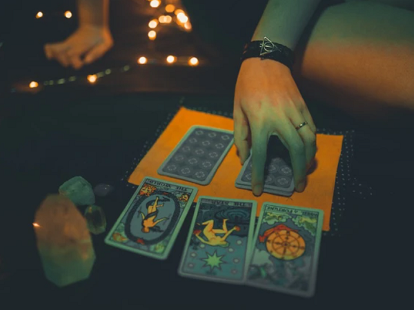 Nghề 'thầy bói trên mạng' lên ngôi: Trả có 200 nghìn, được nghe thầy phán đủ cả tình duyên lẫn sự nghiệp