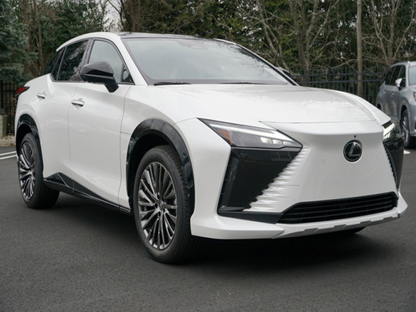 Lexus RZ đăng ký bảo hộ tại Việt Nam, sẵn sàng “đấu” Mercedes EQC