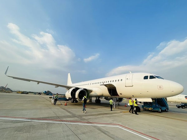 Từ Nam ra Bắc ăn Tết mà phải bay lòng vòng như quá cảnh nước ngoài
