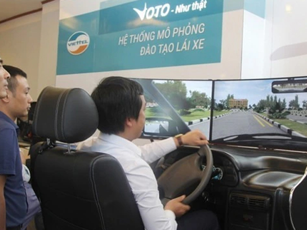 Bộ GTVT nói gì về đề nghị bỏ thi mô phỏng trong đào tạo lái xe?
