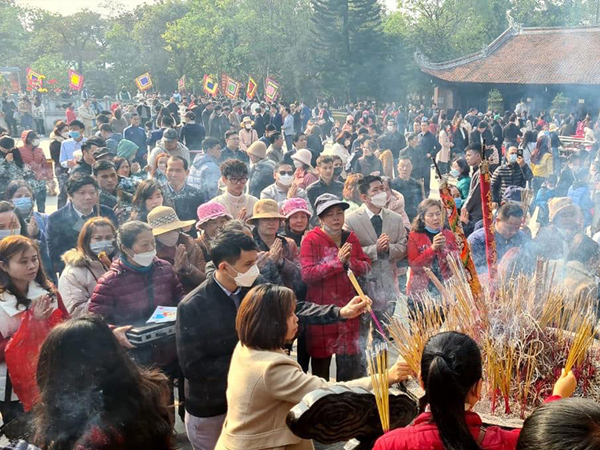 Thủ tướng yêu cầu lễ hội văn minh, không cúng vong, trục vong, cúng oan gia trái chủ