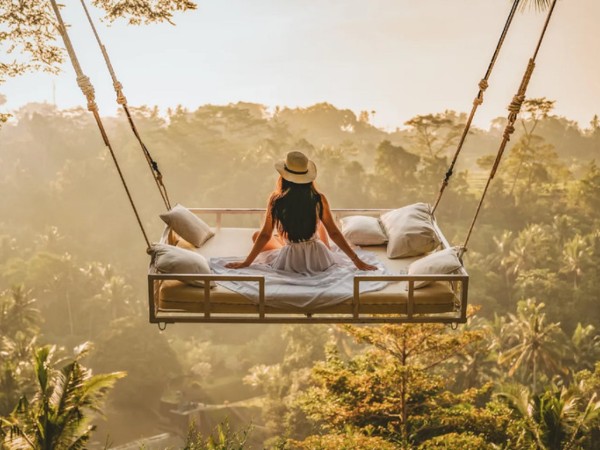 Vì sao ngày càng nhiều người bỏ hàng chục triệu đi du lịch chỉ để ngủ?