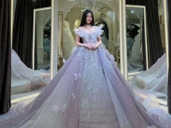 Chu Thanh Huyền đi thử váy cưới, chỉ chờ ngày Quang Hải rước về dinh