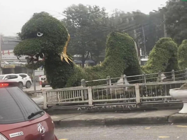Đến lượt tạo hình rồng ở Nghệ An gây tranh cãi, bị chê 'giống lươn, sâu đo'