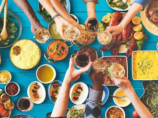 Ăn uống kiểu 'như rồng cuốn' có tốt không? Năm Thìn ăn sao cho khỏe?