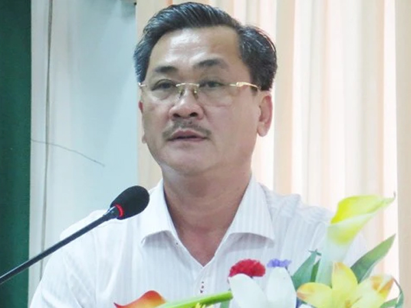 Phú Yên kỷ luật khiển trách một giám đốc sở và một ban quản lý