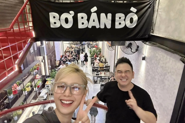 Vợ chồng Xoài Non rời bỏ quán ăn mang thương hiệu, lý do khiến nhiều người tiếc nuối