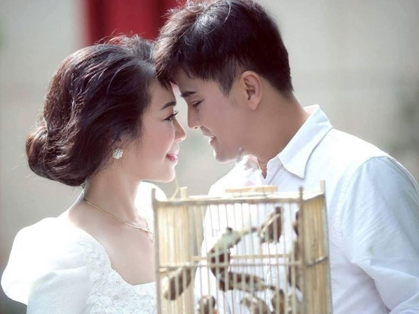 Danh ca Chế Thanh nói về bà xã kín tiếng: 'Lúc mới cưới, vợ tôi rất lấn cấn vì quanh tôi có quá nhiều fan nữ'