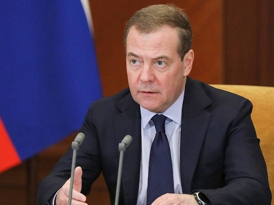 Ông Medvedev cảnh báo NATO ‘đùa với lửa’ khi tập trận quy mô lớn