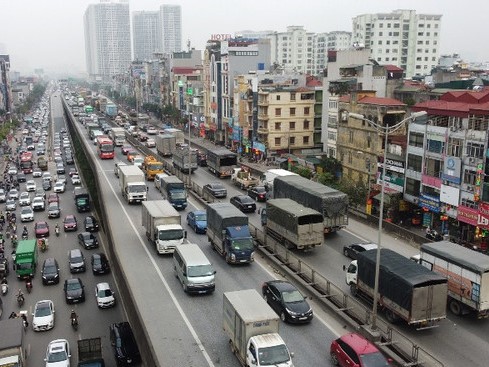 Đường Vành đai 3 ùn tắc từ sáng đến chiều 24 Tết