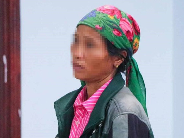 Nỗi đau của người mẹ có con gái bán em ruột sang Trung Quốc lấy chồng