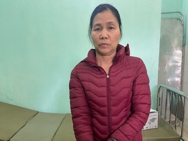 Nuôi 3 con chó dữ cảnh giới bán ma túy, 'bà trùm' Bình Si vẫn không thoát