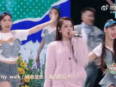 Chi Pu gây sốt tại Gala Xuân Vãn: Xinh đến mức được Cnet khen phát sáng, còn sóng đôi với nam thần cười đẹp nhất làng phim ngôn tình