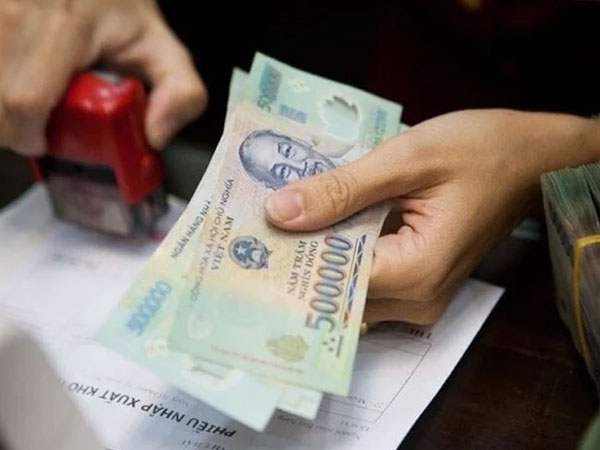 Xuất hiện ngân hàng… không thưởng Tết cho nhân viên