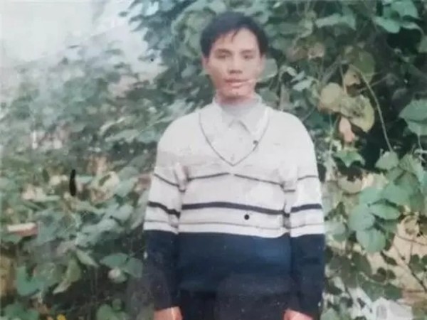 Nam sinh trường Y học giỏi bỗng mất tích suốt 16 năm, đến khi trở về gia đình chết lặng trước ngoại hình hiện tại