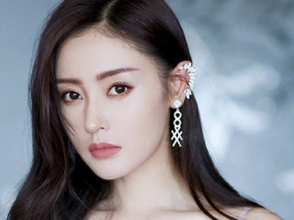 Top 1 Weibo: Mỹ nhân đăng đàn mắng MXH 'tâm thần', sự nghiệp tụt dốc vì vạch mặt bạn diễn 'tra nam'?