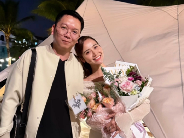 'Chúng ta của 8 năm sau' đóng máy: Dương lột xác, kết phim cũng bị lộ?