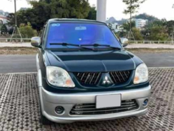 Mitsubishi Jolie 20 tuổi rao bán giá khó tin, dân mạng: 'Đọc đi đọc lại mấy lần rồi phải đi lấy cặp kính'