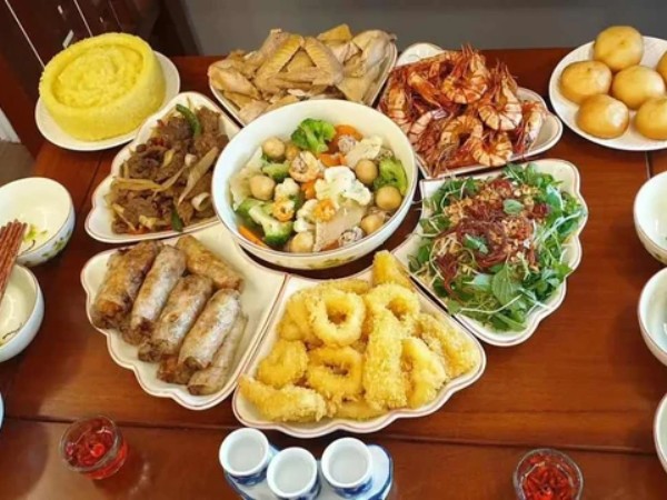 Mâm cúng và bài khấn cúng mùng 1 Tết